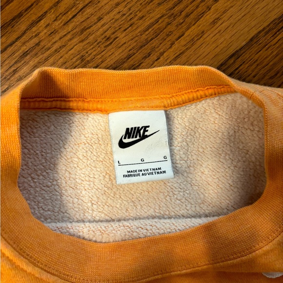 Nike sportswear womens L orange crewneck sweatshirt - Picture 5 of 5